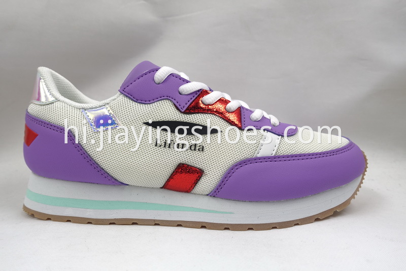 Ladies Walking Sneakers